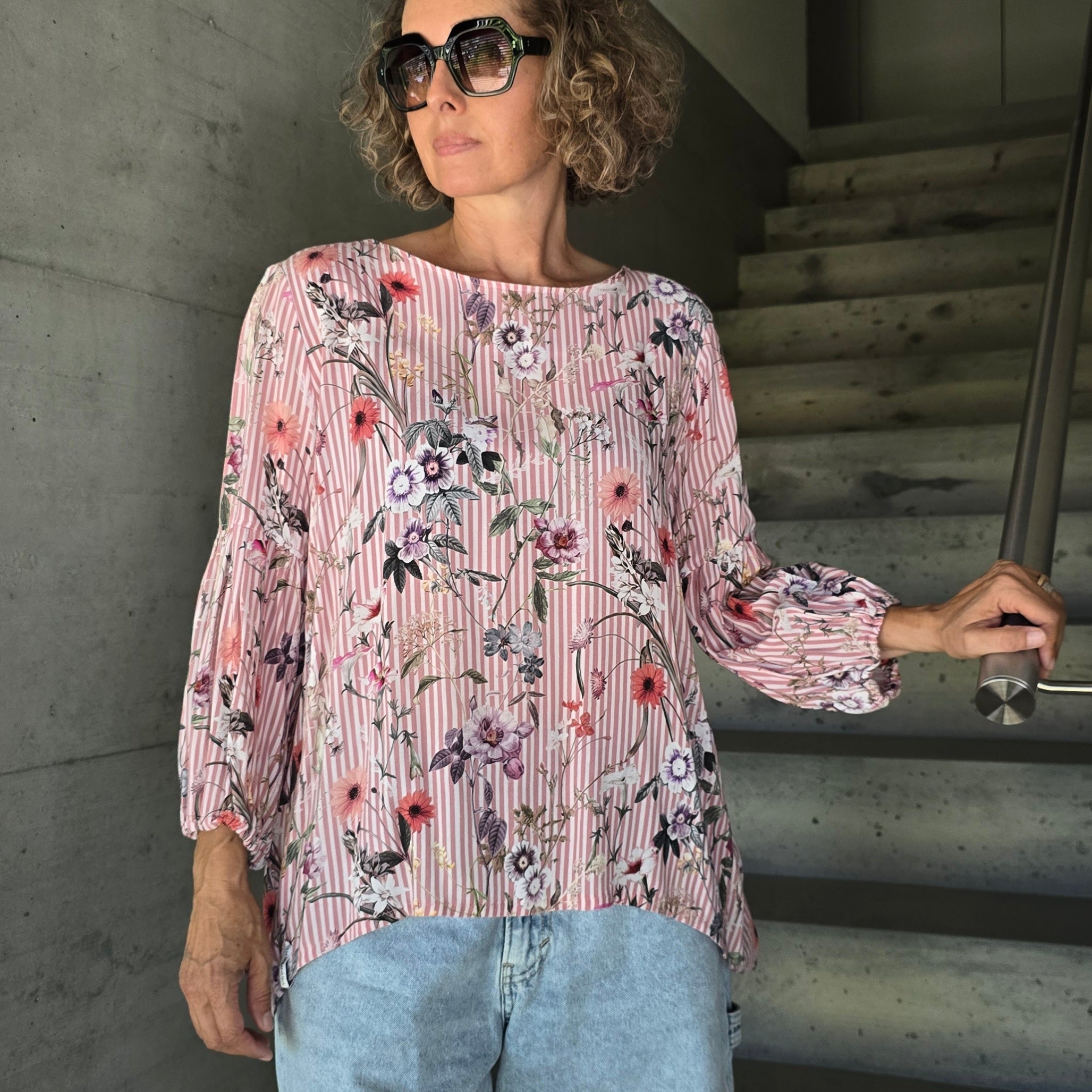 Bluse mit Blumen