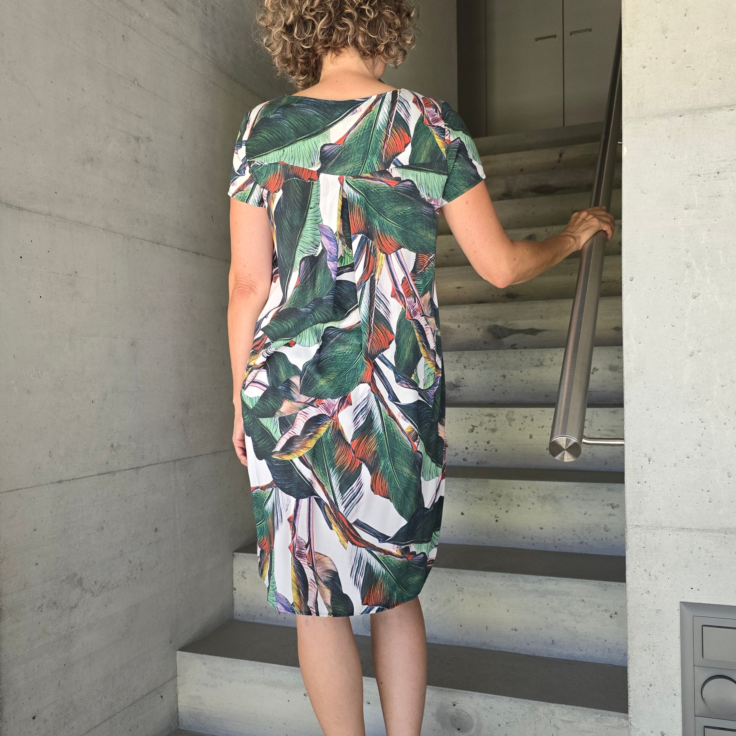 Kleid Blätter