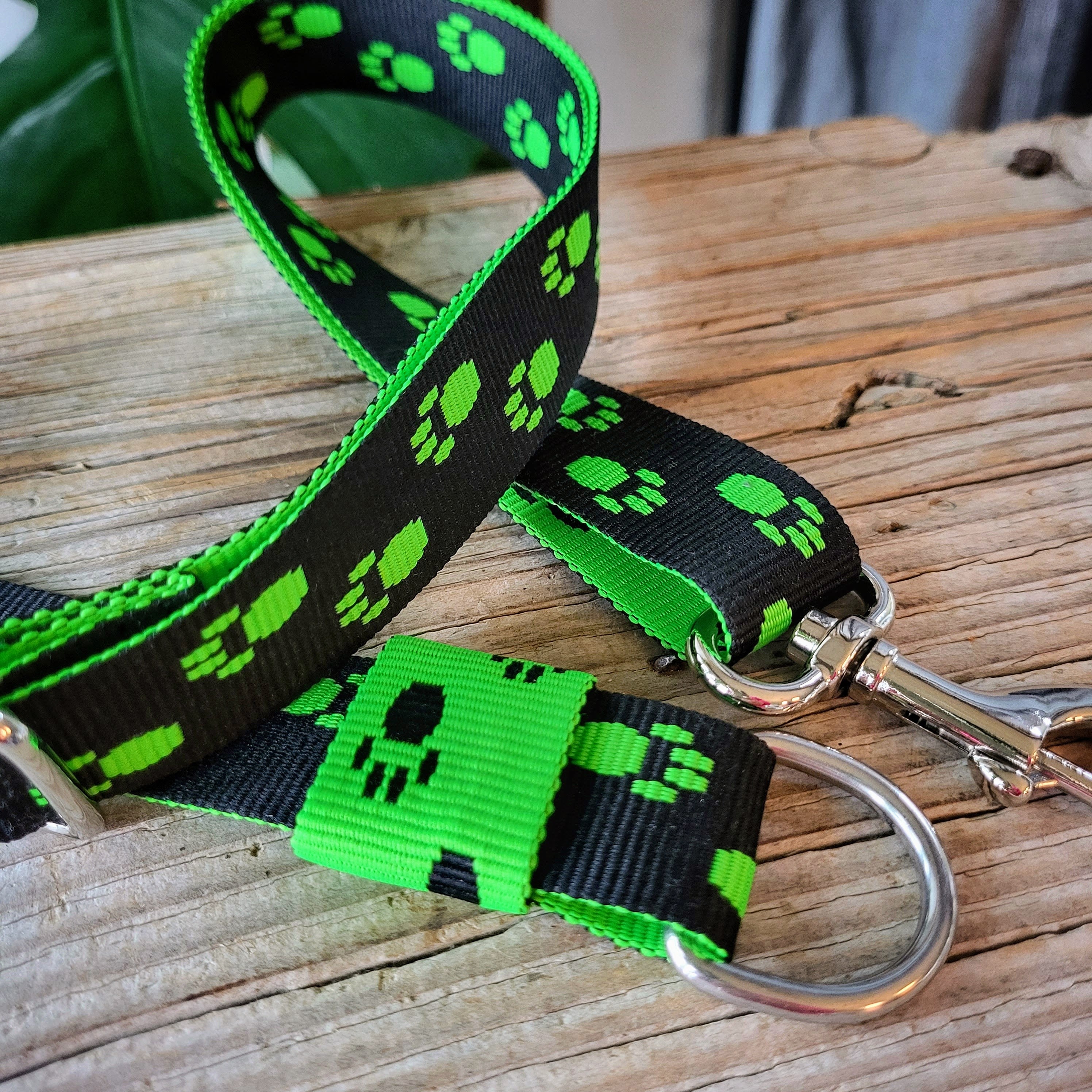 Gurt Pfoten schwarz/neongrün