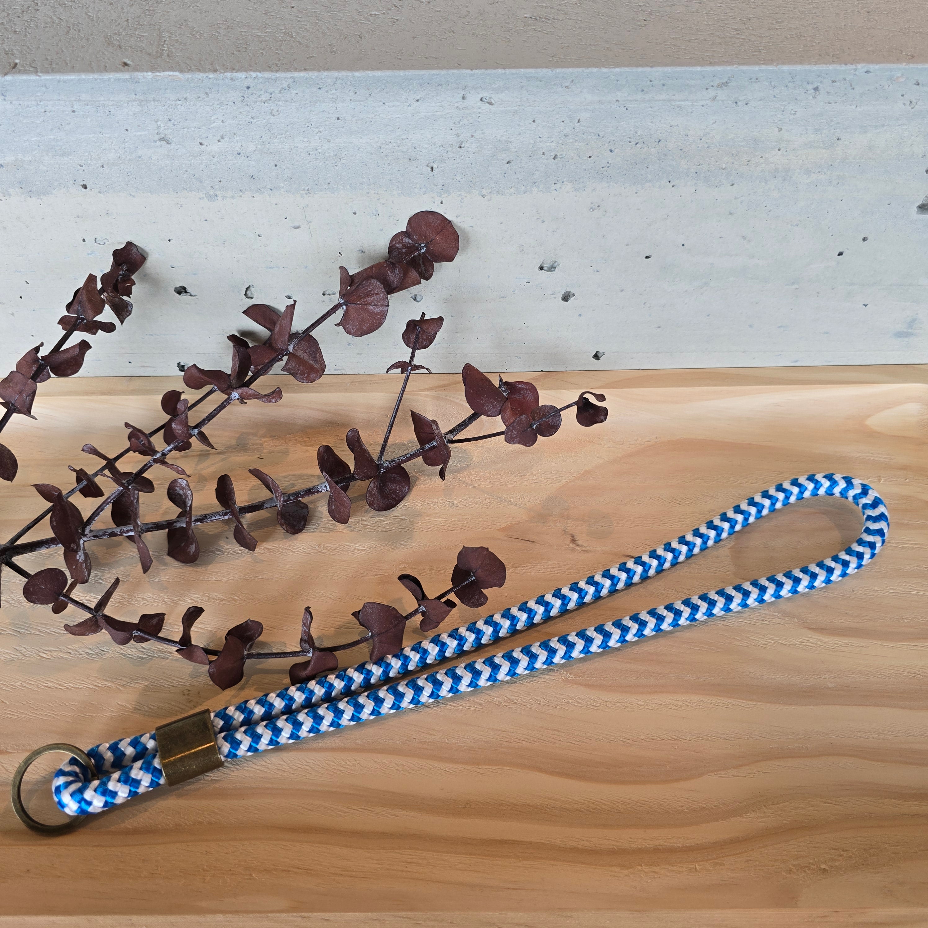 Schlüsselband lang blau/weiss