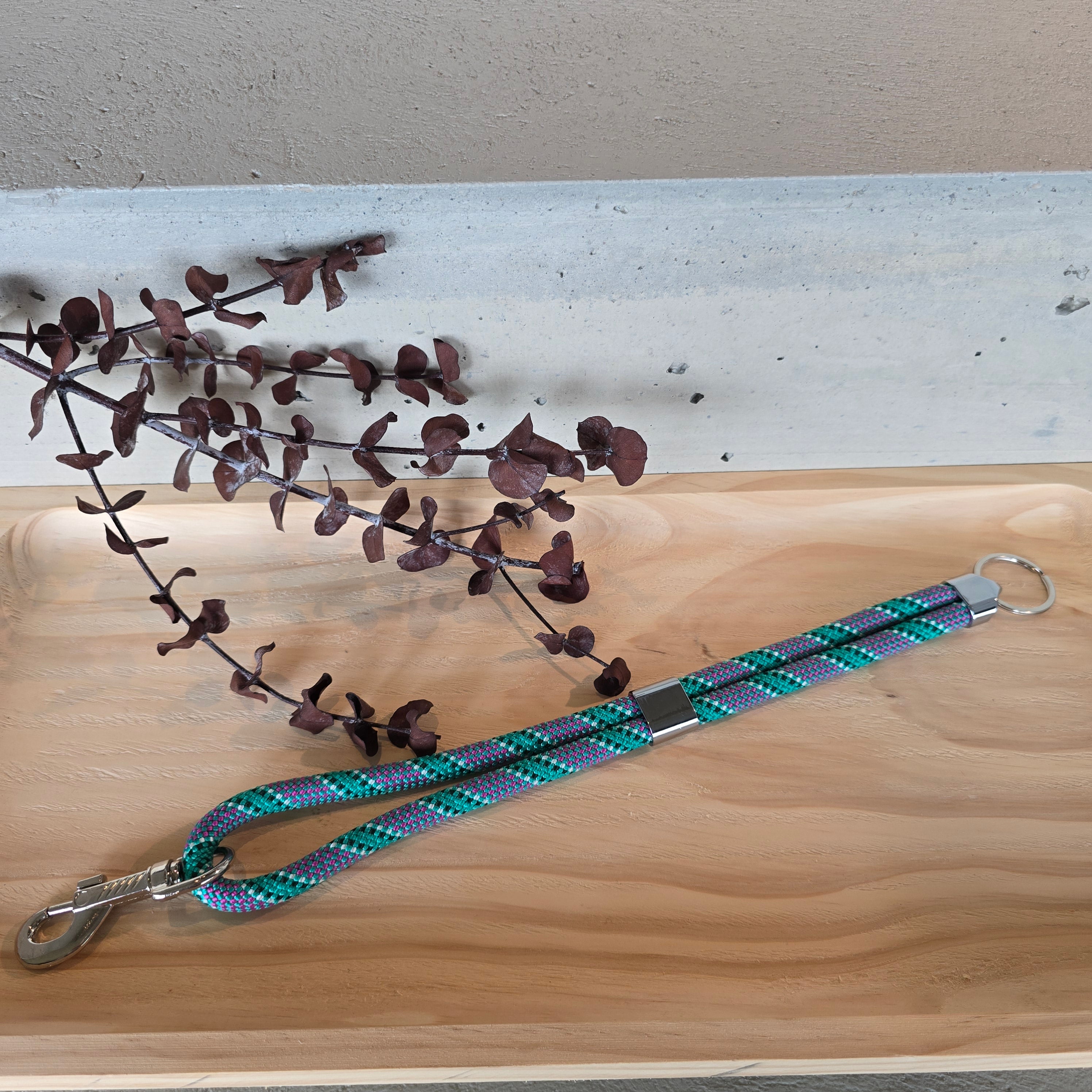 Schlüsselband lang türkis/pink