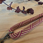 Schlüsselband lang bordeaux/camel